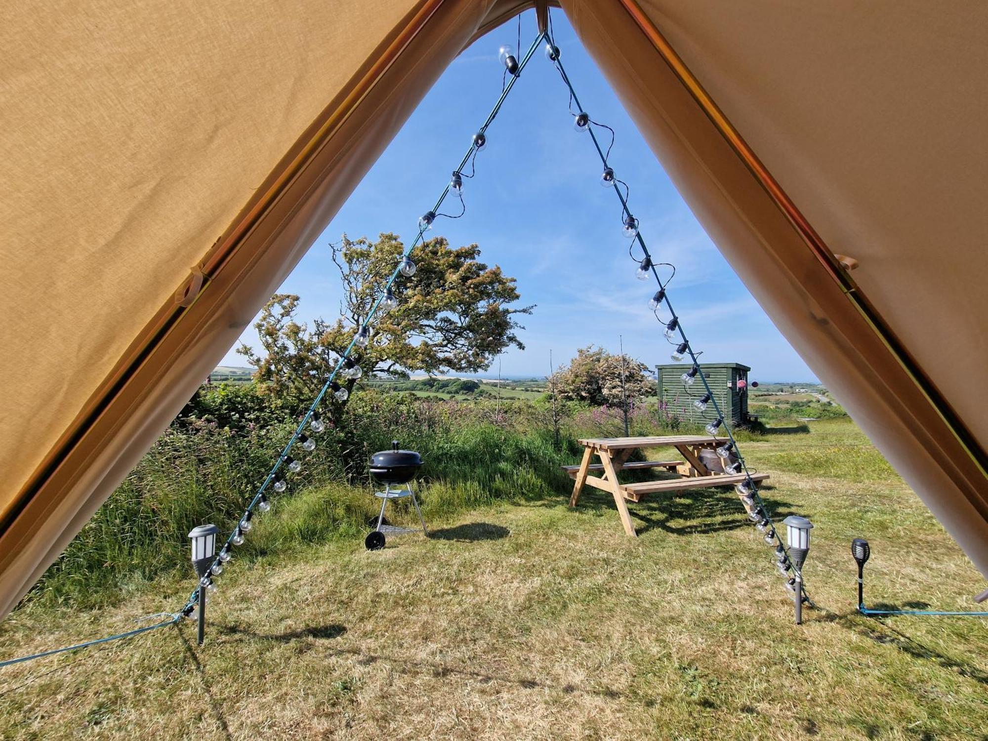 Beautiful 1-Bed Bell Tent In Holyhead Exteriör bild